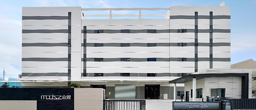 susisiekite su mumis