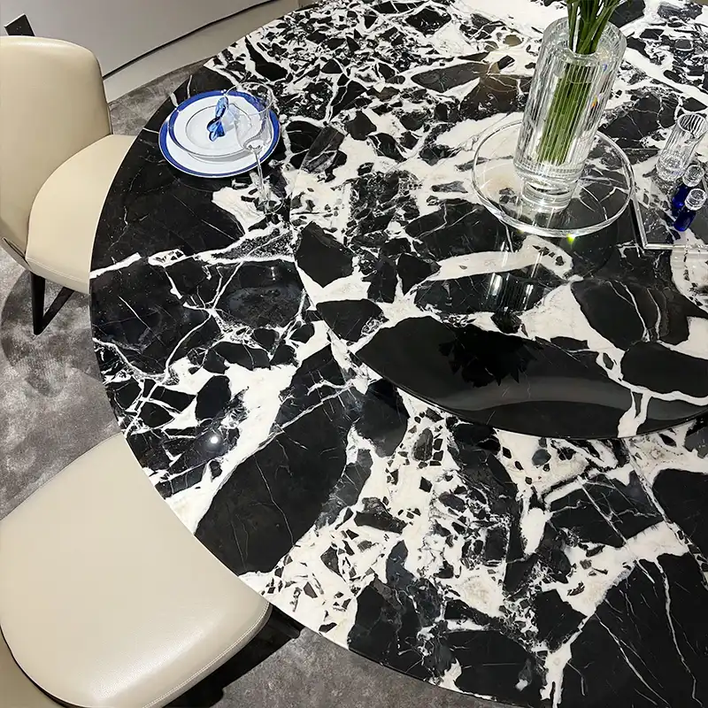 Brady dining table Brady dining table