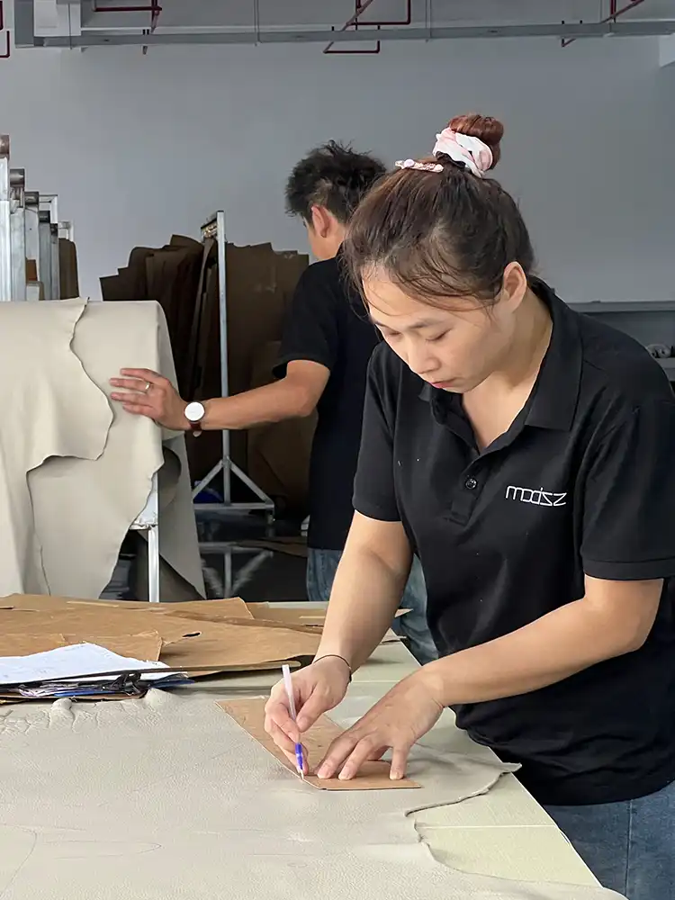 Industry Veteran Craftsmen, Exquisite Craftsmanship Industry Veteran Craftsmen, Exquisite Craftsmanship