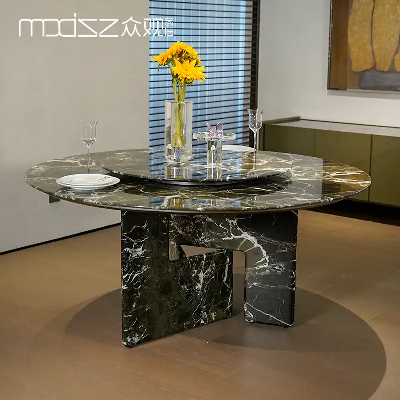 Nico dining table Nico dining table