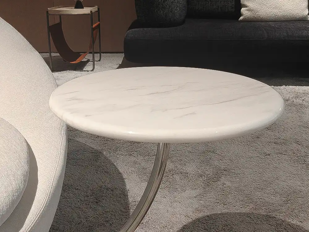 Lacoon lounge chair.