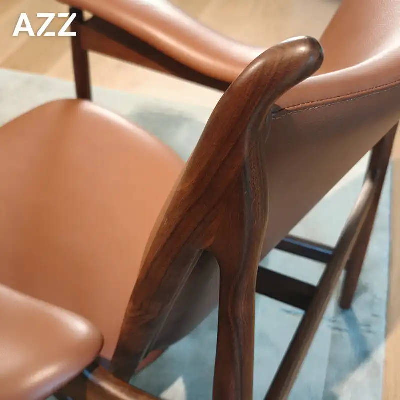 Chieftain chair