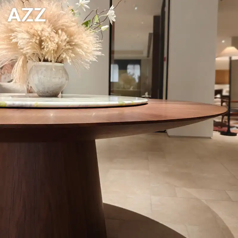UFO Oval Dining Table UFO Oval Dining Table