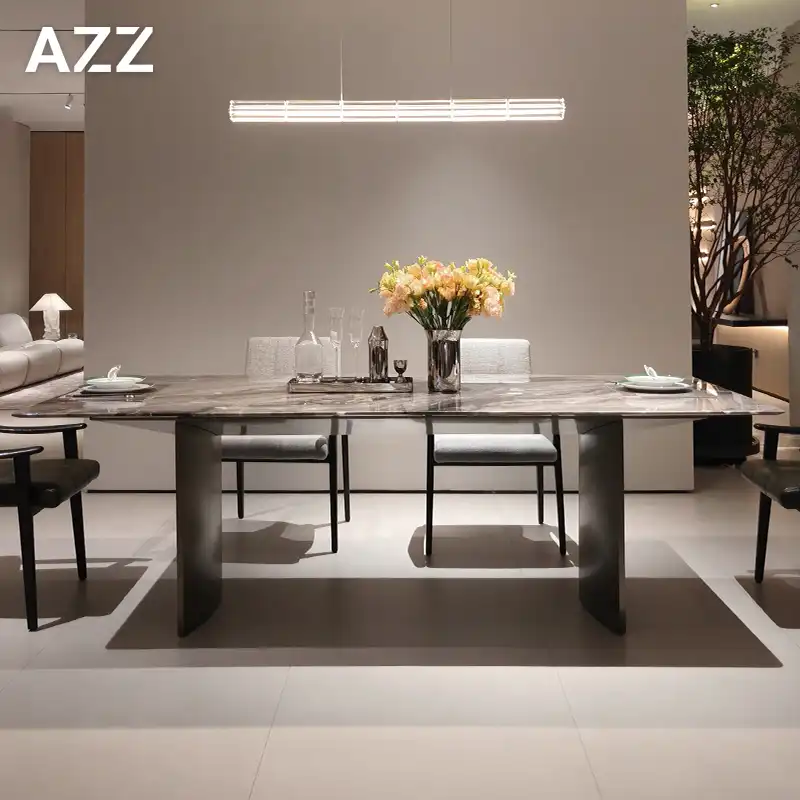  Linha Dining Table
