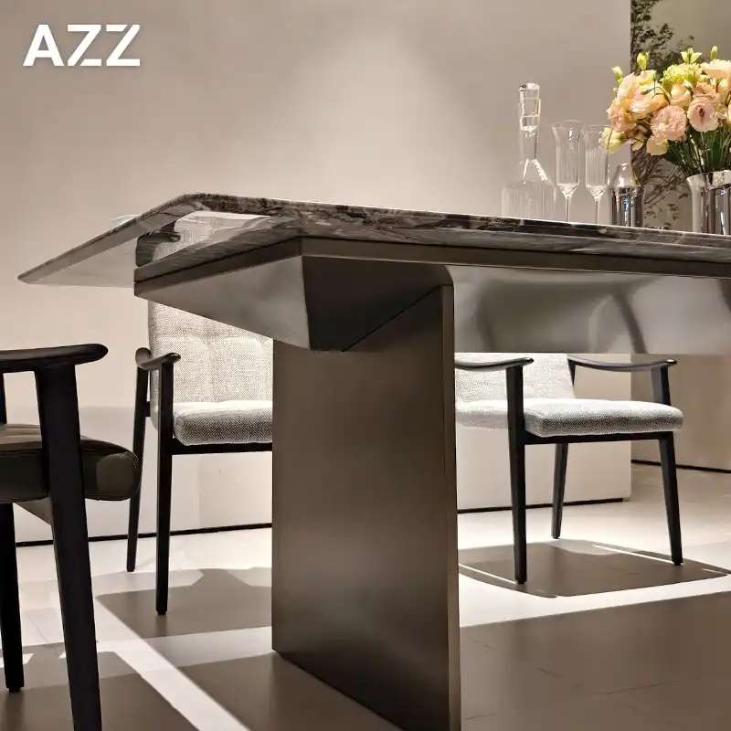 Linha Dining Table Linha Dining Table