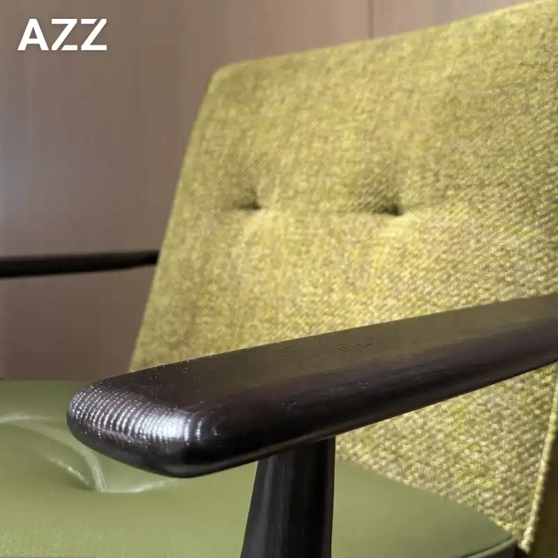 Trio chair
