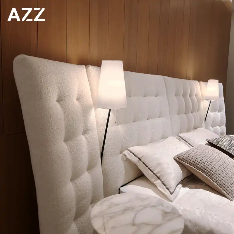 Angle bed